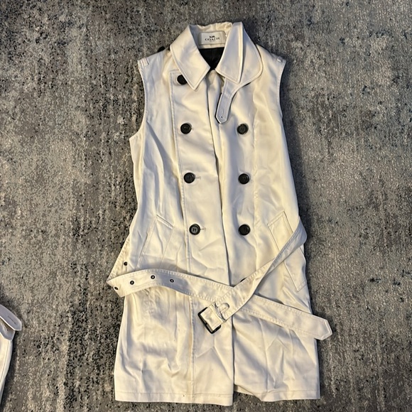 Coach convertible cream/off white trench coat size small - Picture 5 of 5
